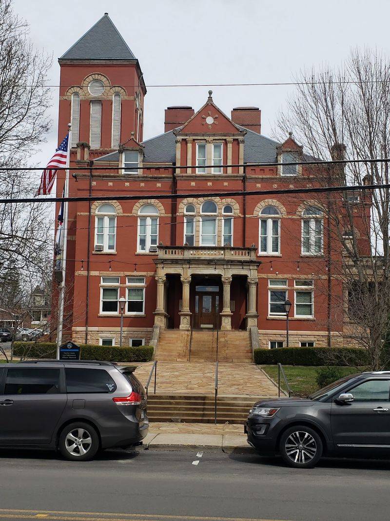 Fayetteville and Its Historic District