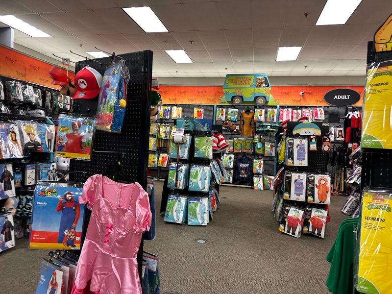 Find It Fast Inside The Quaker Bridge Mall