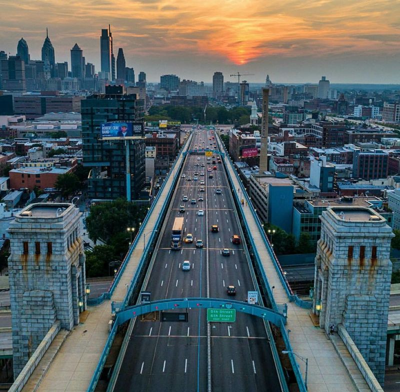 Find Your Way To The Bridge Without Getting Lost