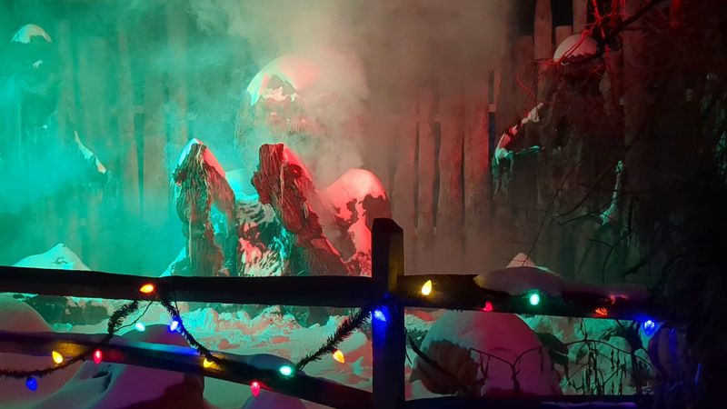 Five Haunted Houses Under One Roof Is A Lot Of Screaming