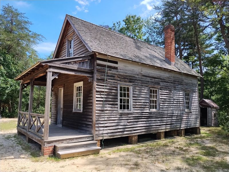 Fourteen Old Buildings Are Waiting For Your Slow Stroll