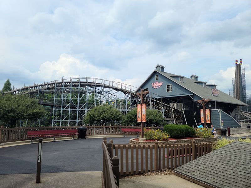 Free Drinks and Sunscreen Make a Long Coaster Day Easier Free Drinks and Sunscreen Make a Long Coaster Day Easier