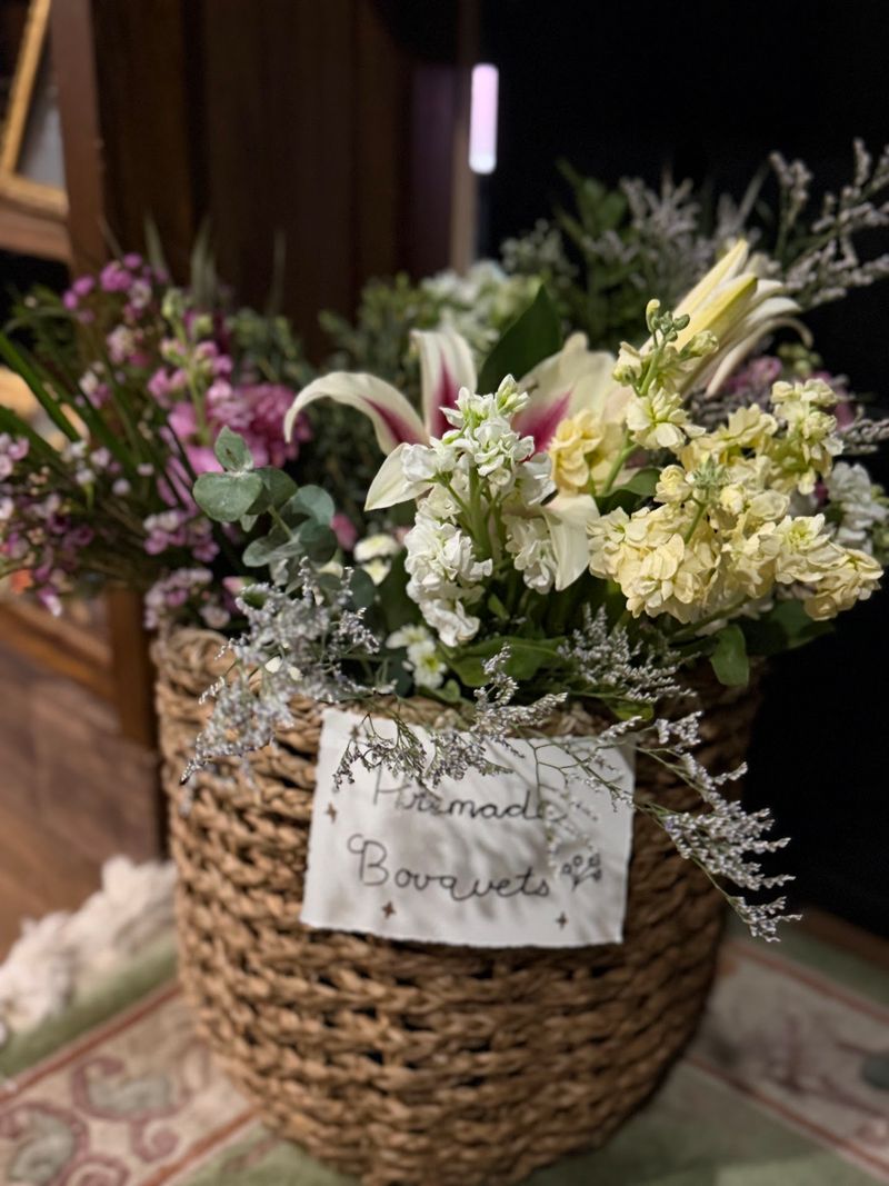 Fresh Flowers Make This Bookstore Smell Like a Garden