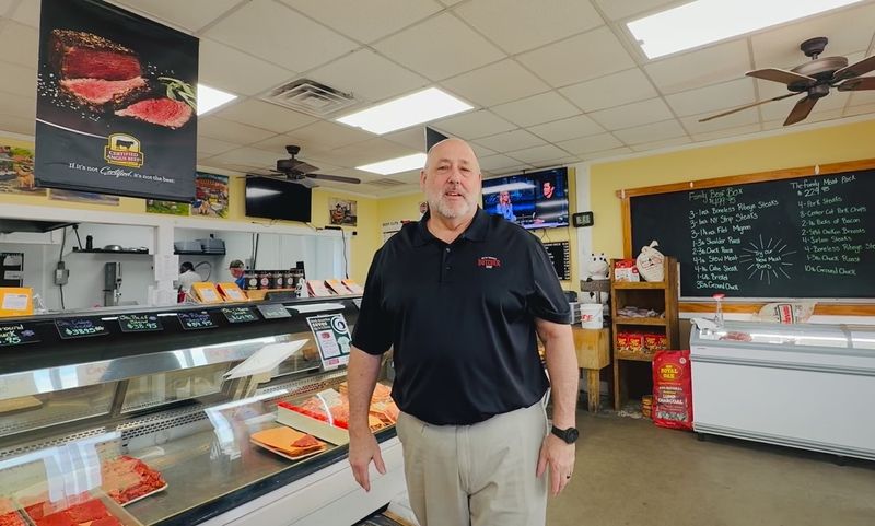 Friendly Faces Behind the Counter Friendly Faces Behind the Counter