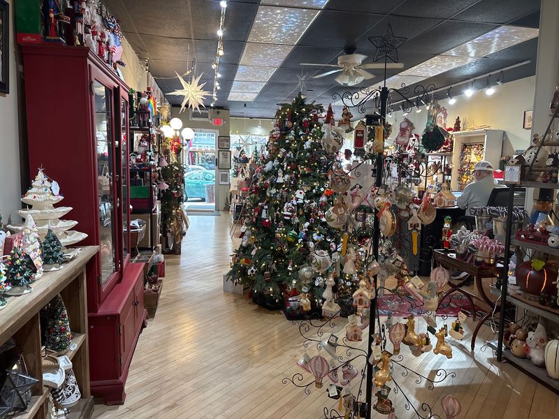 From Horse Shows to Holiday Sparkle From Horse Shows to Holiday Sparkle