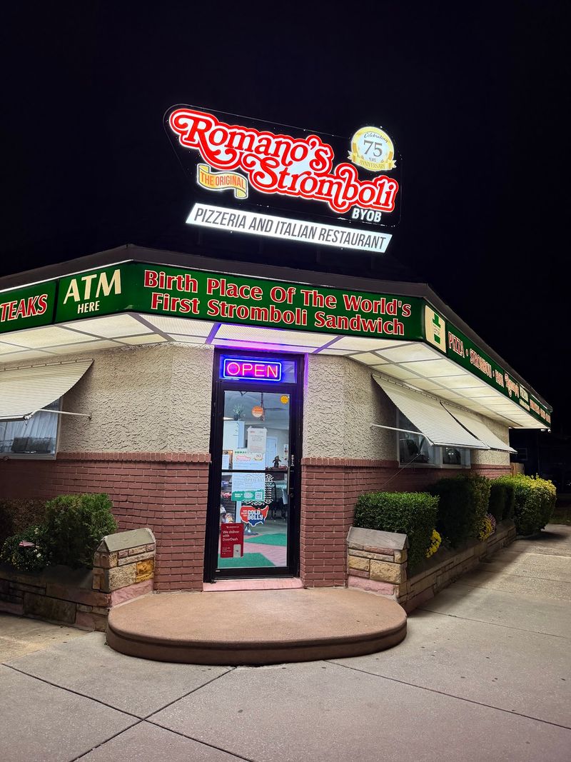 From a Wagon Cart to Mr. Pizzeria From a Wagon Cart to Mr. Pizzeria