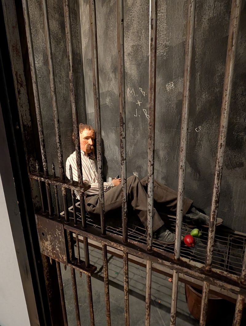 Frontier Lawmen and a Jailhouse Surprise