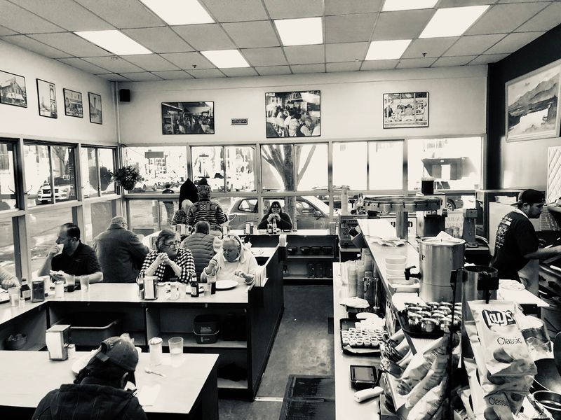 Fuller's Coffee Shop, Portland