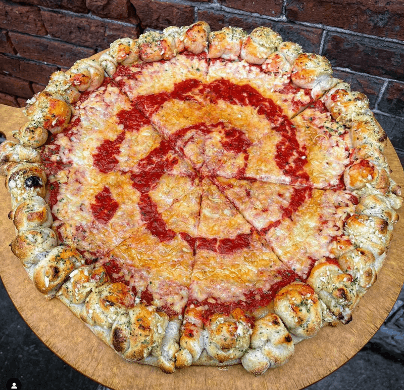 Garlic Knots Baked Right Into The Crust Sound Like A Dare Garlic Knots Baked Right Into The Crust Sound Like A Dare
