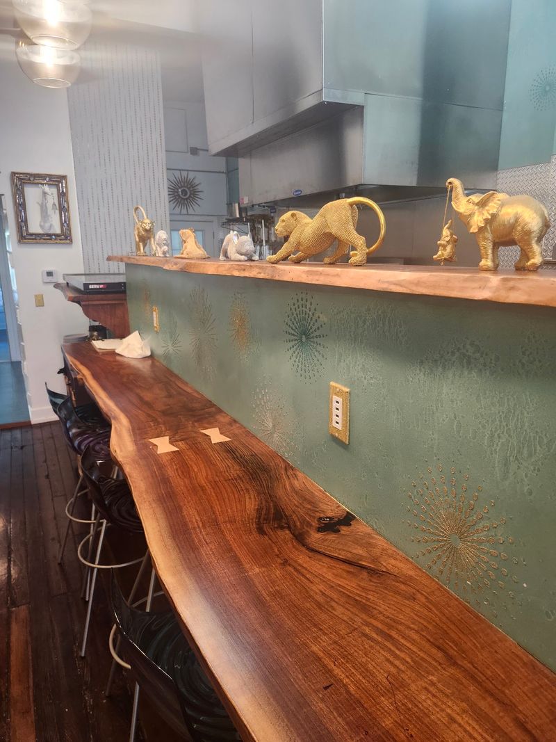 Gold Walls, Bold Colors, And A Kitchen With Nothing To Hide