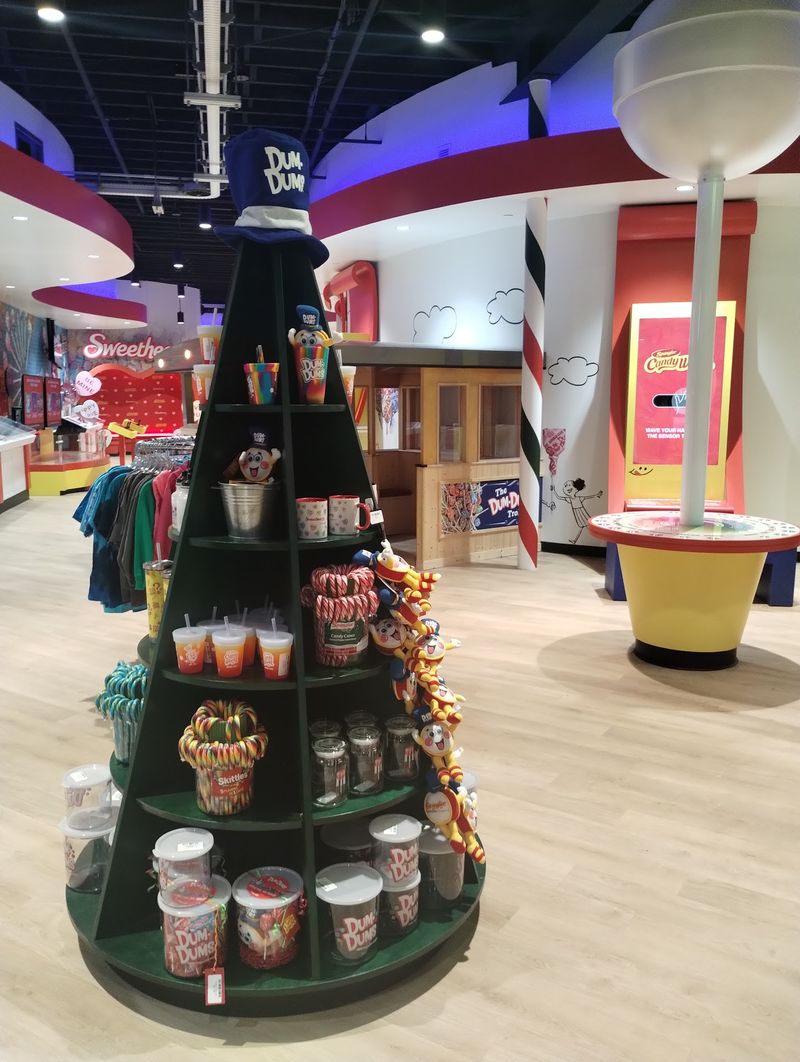Good Luck Leaving The Gift Shop Empty-Handed
