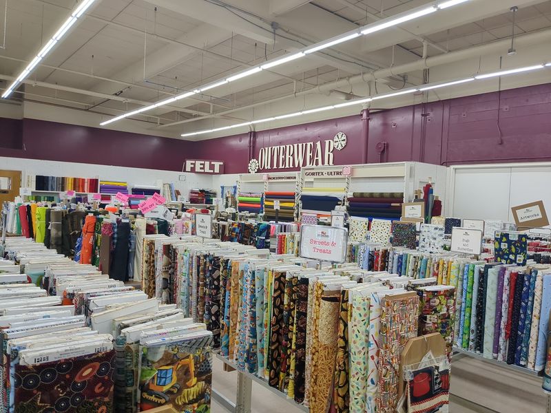 Grocery-Store Size Meets Sewing-Room Dreams Grocery-Store Size Meets Sewing-Room Dreams
