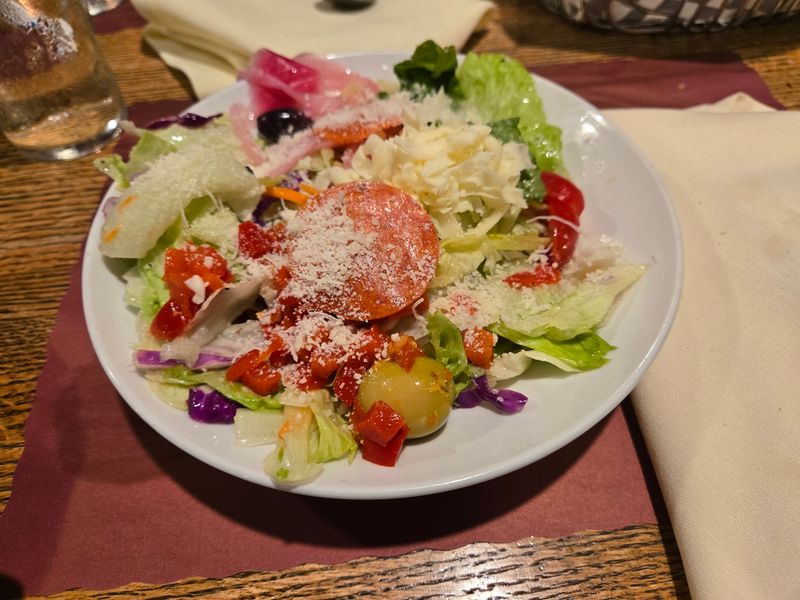 House Salads With Dressings Worth Bragging About House Salads With Dressings Worth Bragging About