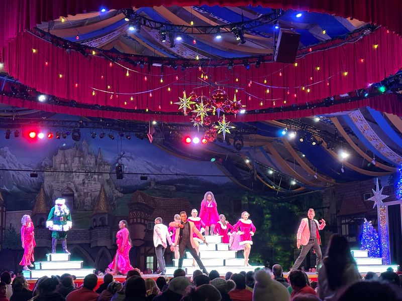 Ice Skaters, Choirs, And Celtic Fiddles Fill The Showtime Lineup