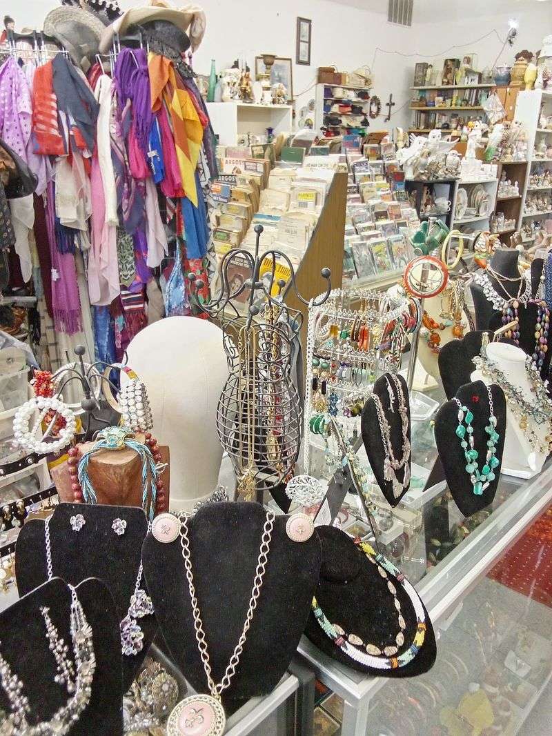 Jewelry Lovers, Prepare To Lose Track Of Time Jewelry Lovers, Prepare To Lose Track Of Time
