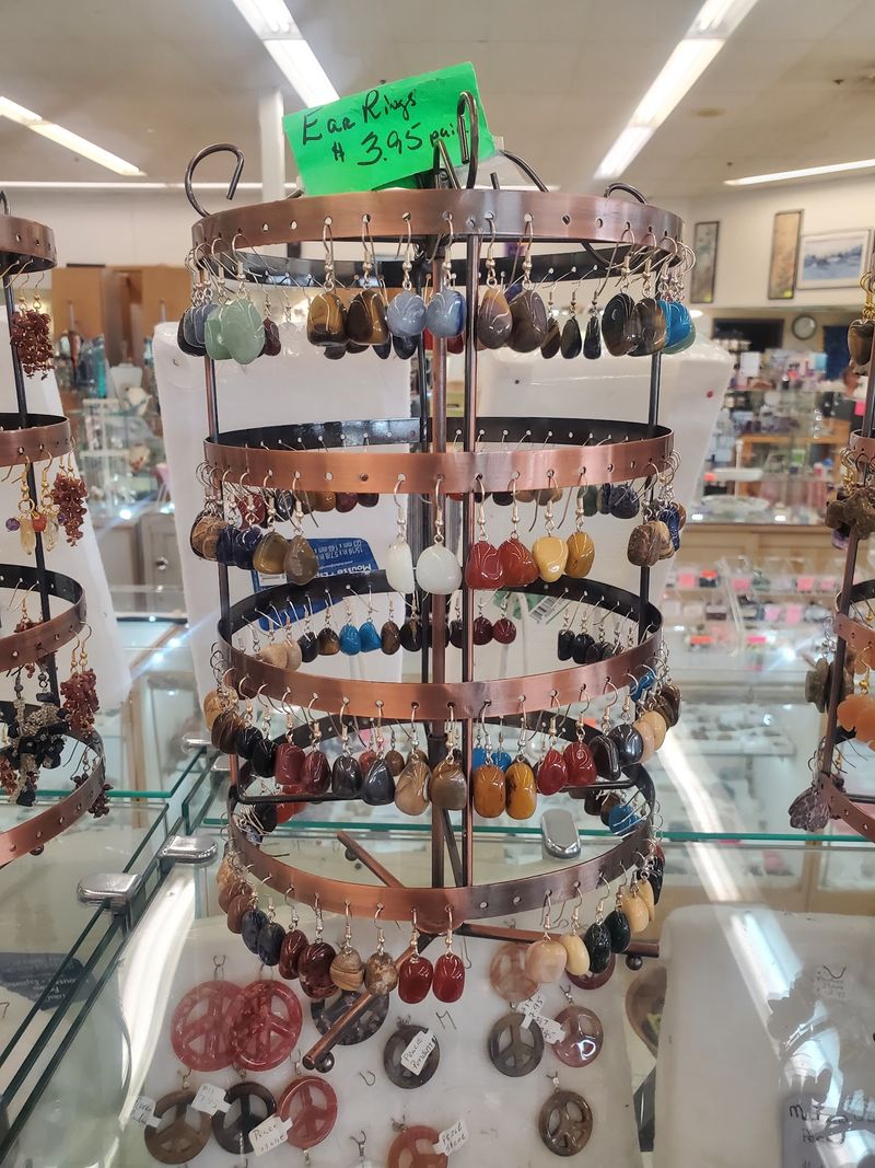 Jewelry That Comes Straight From the Earth Jewelry That Comes Straight From the Earth