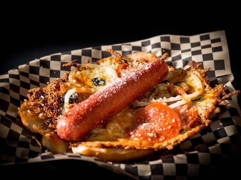 Junkyard Extreme Burgers and Brats, Junction City