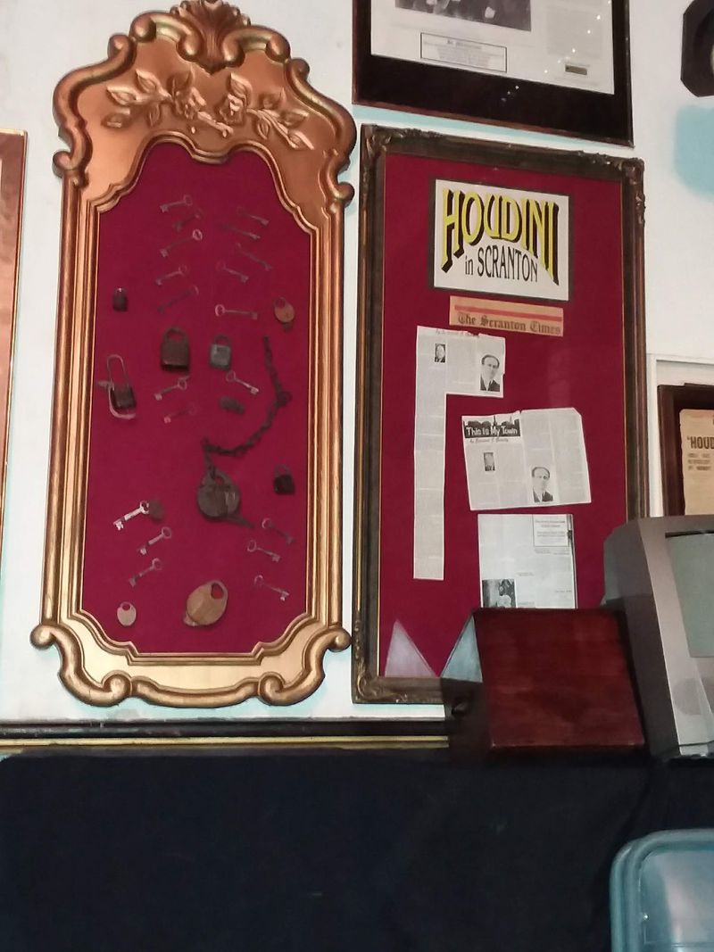 Keys and Locks From Houdini's Own Home