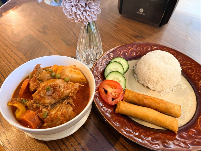 Kuya's Kusina, Richmond