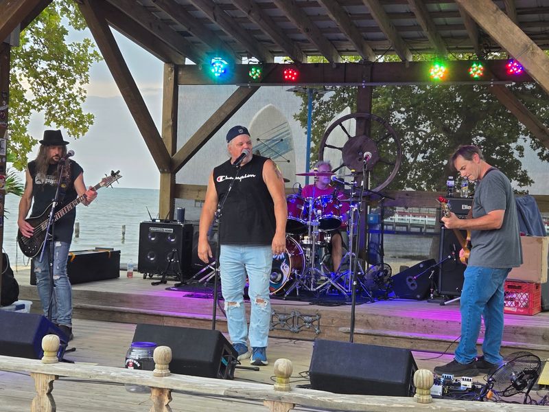 Live Bands That Keep the Sand Shaking