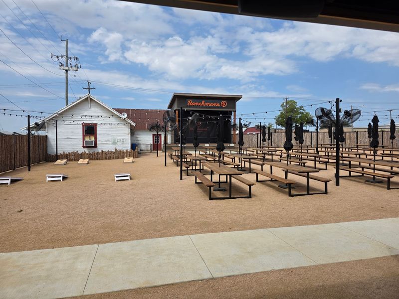 Live Music On The Patio Makes Weekends Even Better