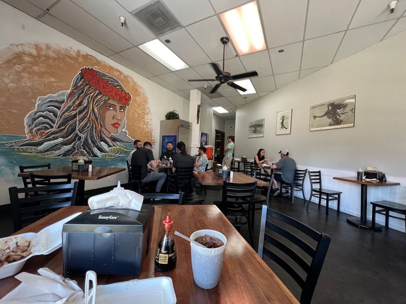 Local Boyz Hawaiian Cafe