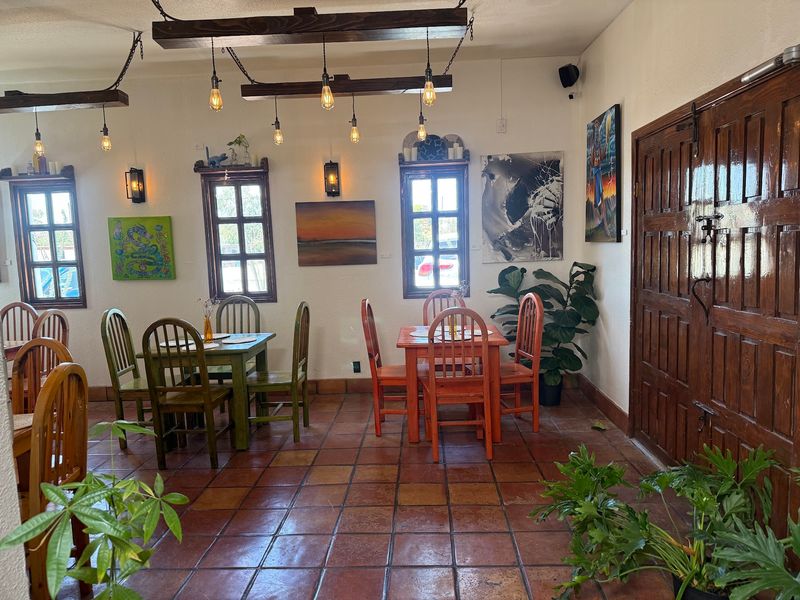Look Closely, Because The Owners Made Half The Room Look Closely, Because The Owners Made Half The Room