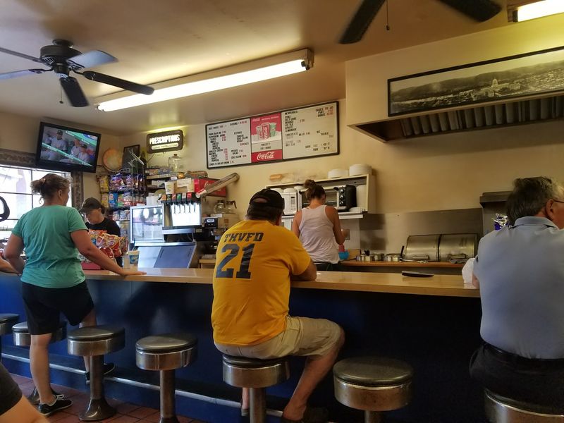 Lunch Rush Energy and the Crowd It Welcomes