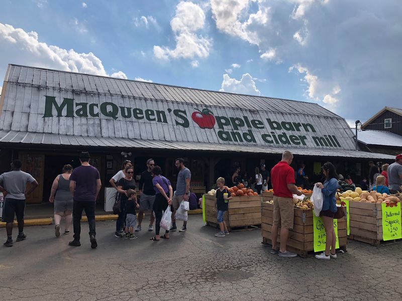 MacQueen Orchards, Holland, OH