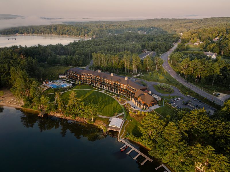 Make It a Full Lakeside Getaway Make It a Full Lakeside Getaway