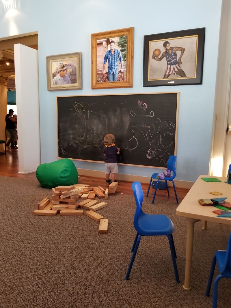 Makerspace Tinkering and Scavenger Hunts Makerspace Tinkering and Scavenger Hunts