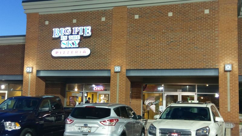 Meet The Pizzeria Behind The Giant Pie Meet The Pizzeria Behind The Giant Pie