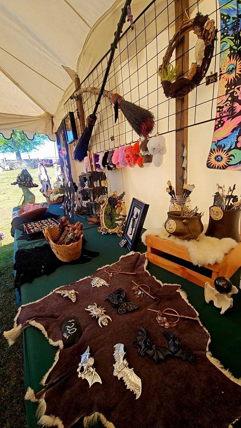 Merchant Row and Handmade Wares Merchant Row and Handmade Wares
