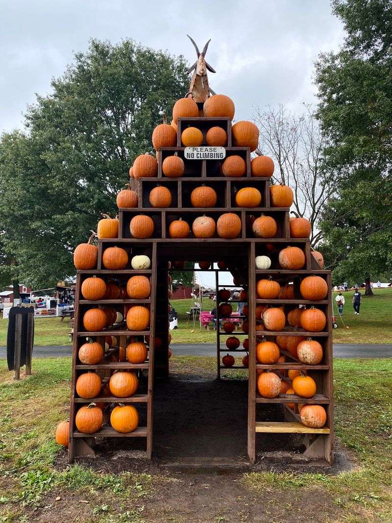 Milburn Orchards