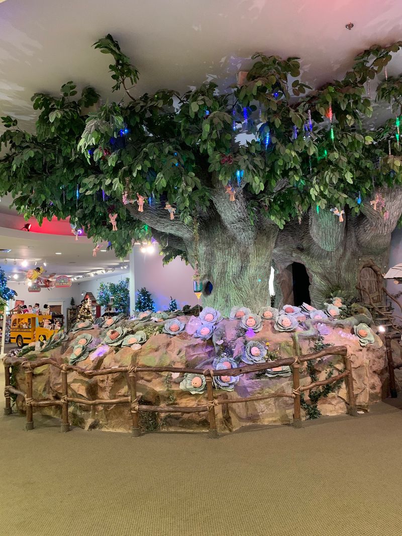 Mother Cabbage Under the Magic Crystal Tree