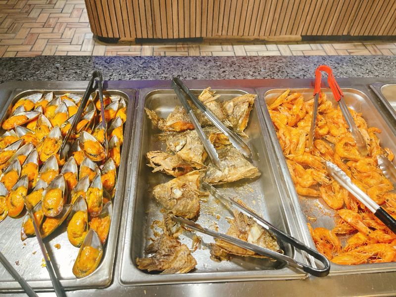 Mussels, Shrimp, And Fish With Character Mussels, Shrimp, And Fish With Character