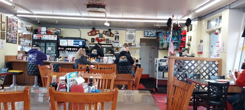 Newport Cafe