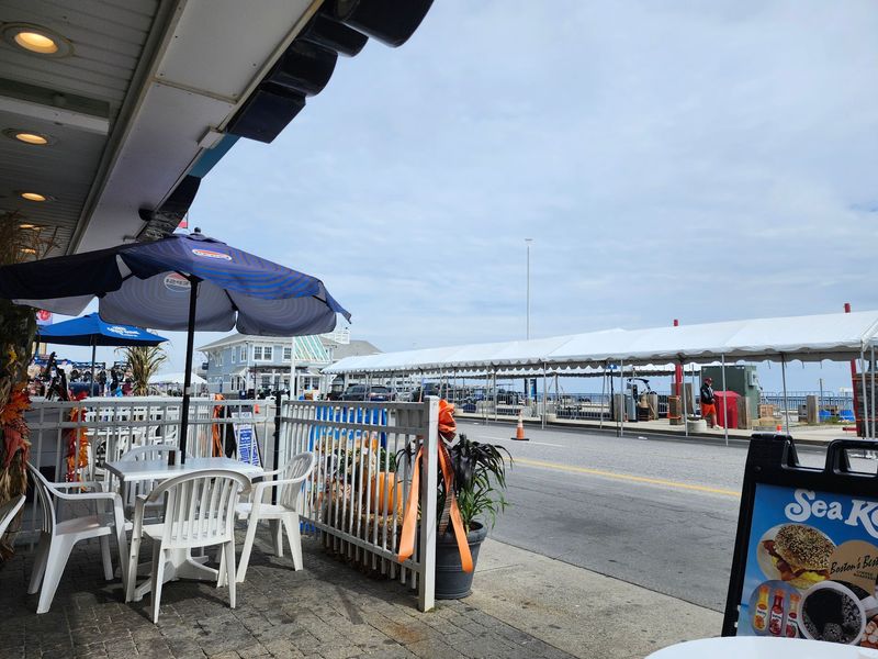 Ocean Boulevard Puts You In The Middle Of The Fun
