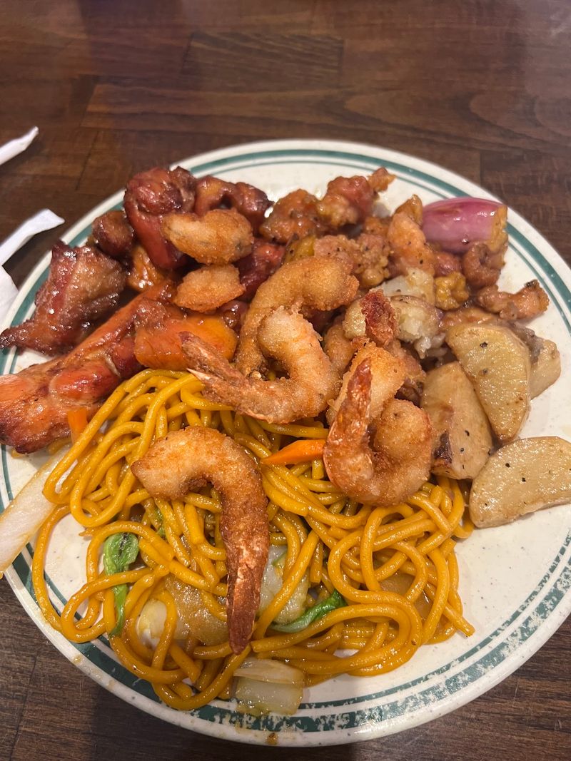 Old Favorites Like General Tso and Orange Chicken Old Favorites Like General Tso and Orange Chicken