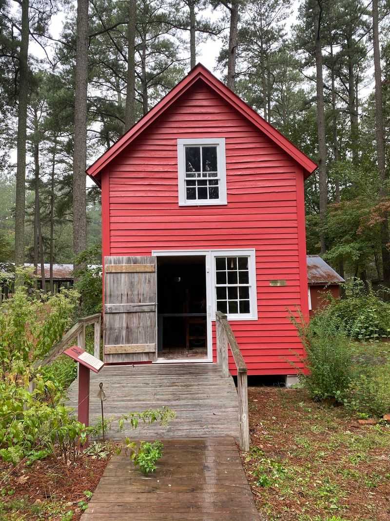 Old Homes With New Stories Old Homes With New Stories