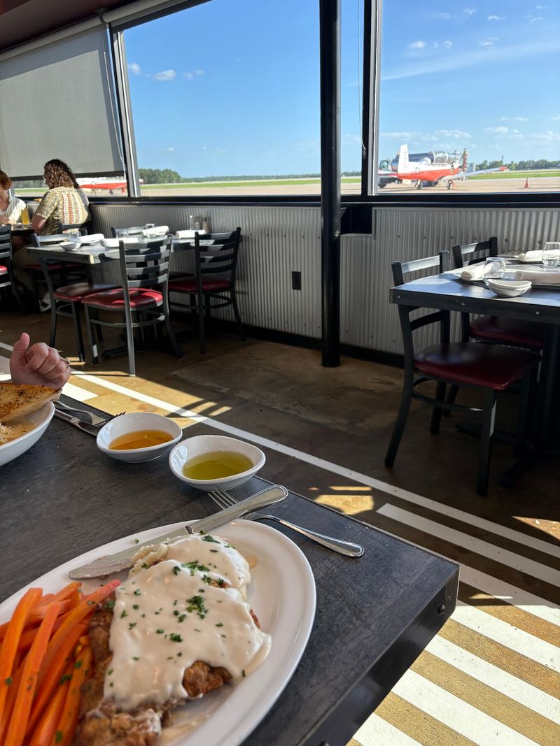 One Pilot-Minded Dreamer Saw Dinner in an Empty Terminal