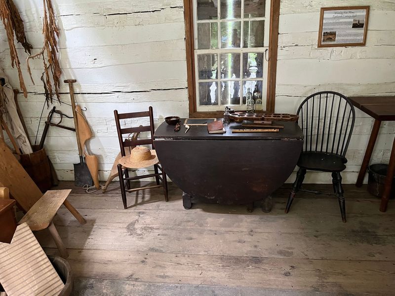 Peek Inside a Cabin Built to Match His Way of Life Peek Inside a Cabin Built to Match His Way of Life