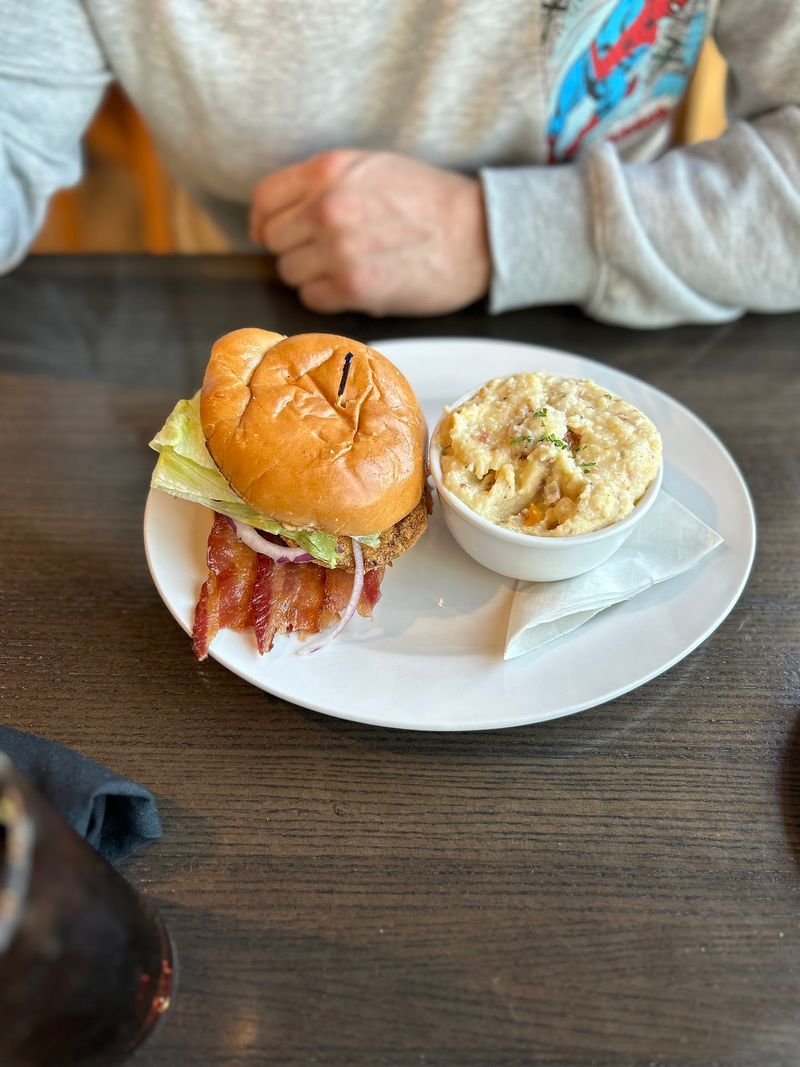 Pimento Cheese Gives The House Burger Its Swagger