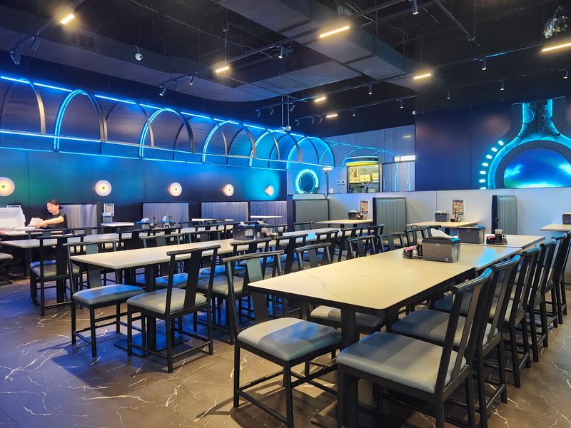 Planning a Visit, Big Party or Quick Lunch Planning a Visit, Big Party or Quick Lunch