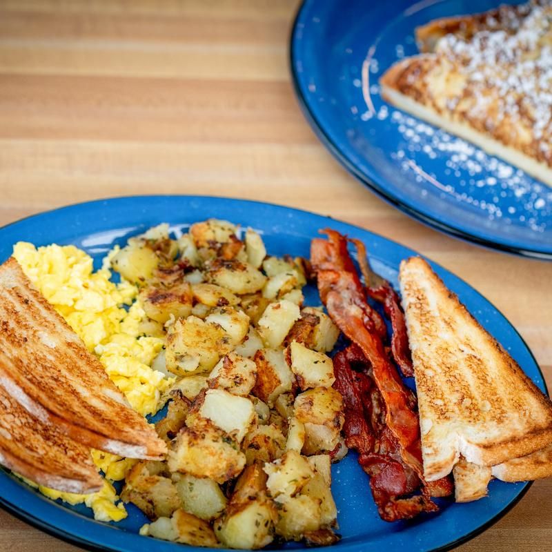 Plates Built for Big Appetites Plates Built for Big Appetites