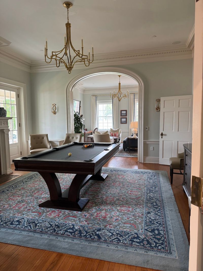Polished Rooms That Whisper Old Money