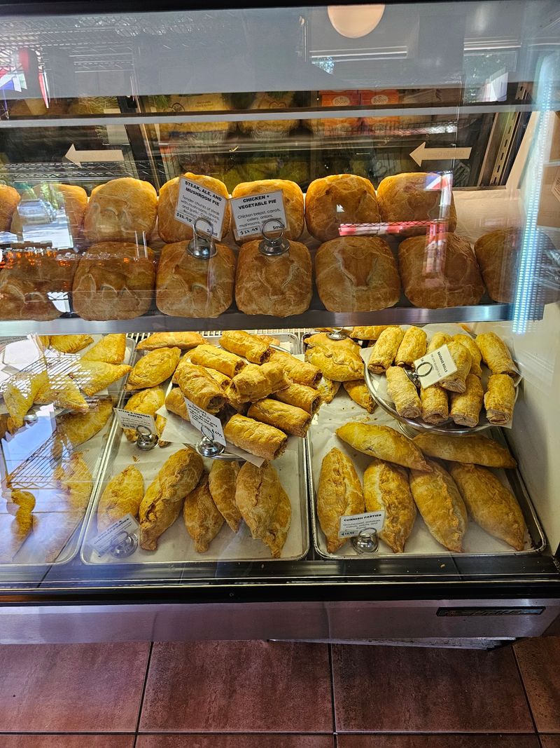 Pound-Sized Pasties Will Change How You Think About Lunch Pound-Sized Pasties Will Change How You Think About Lunch