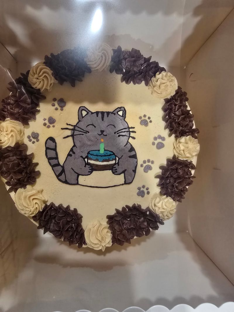 Private Party Rooms and Custom Cakes