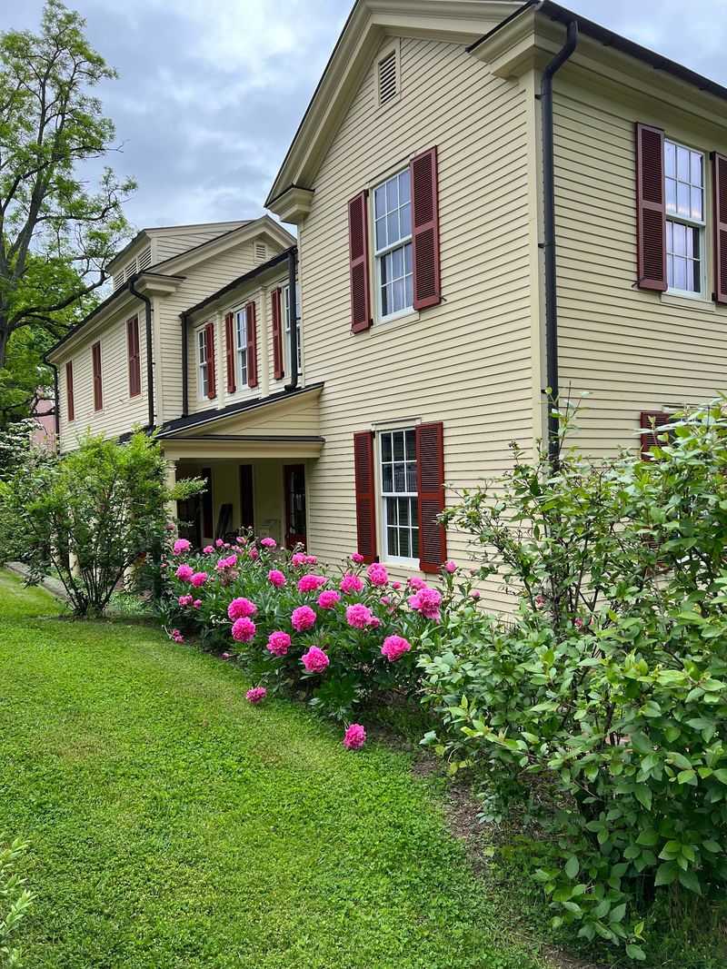 Property Taxes That Go Easy on Savings Property Taxes That Go Easy on Savings