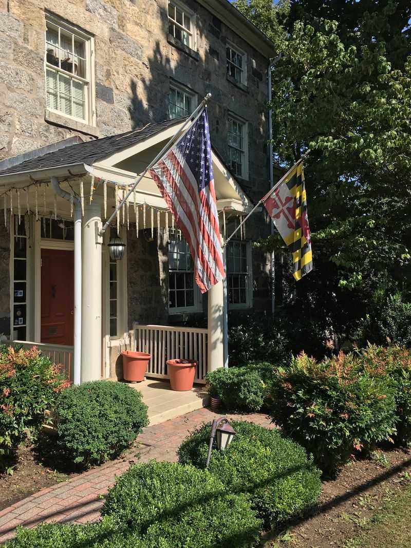 Quaker Roots and a Revolutionary Beginning Quaker Roots and a Revolutionary Beginning